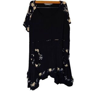 Aster By Firmiana Floral Ruffle Blouse